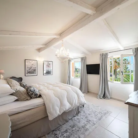 Luxury - Stunning 5 Bedroom To Rent * Cannes